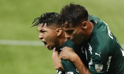 Venda de Rony ao Atlético-MG pode render ao Athletico